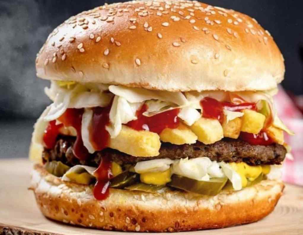 TRADITIONAL BURGER — BURGERS